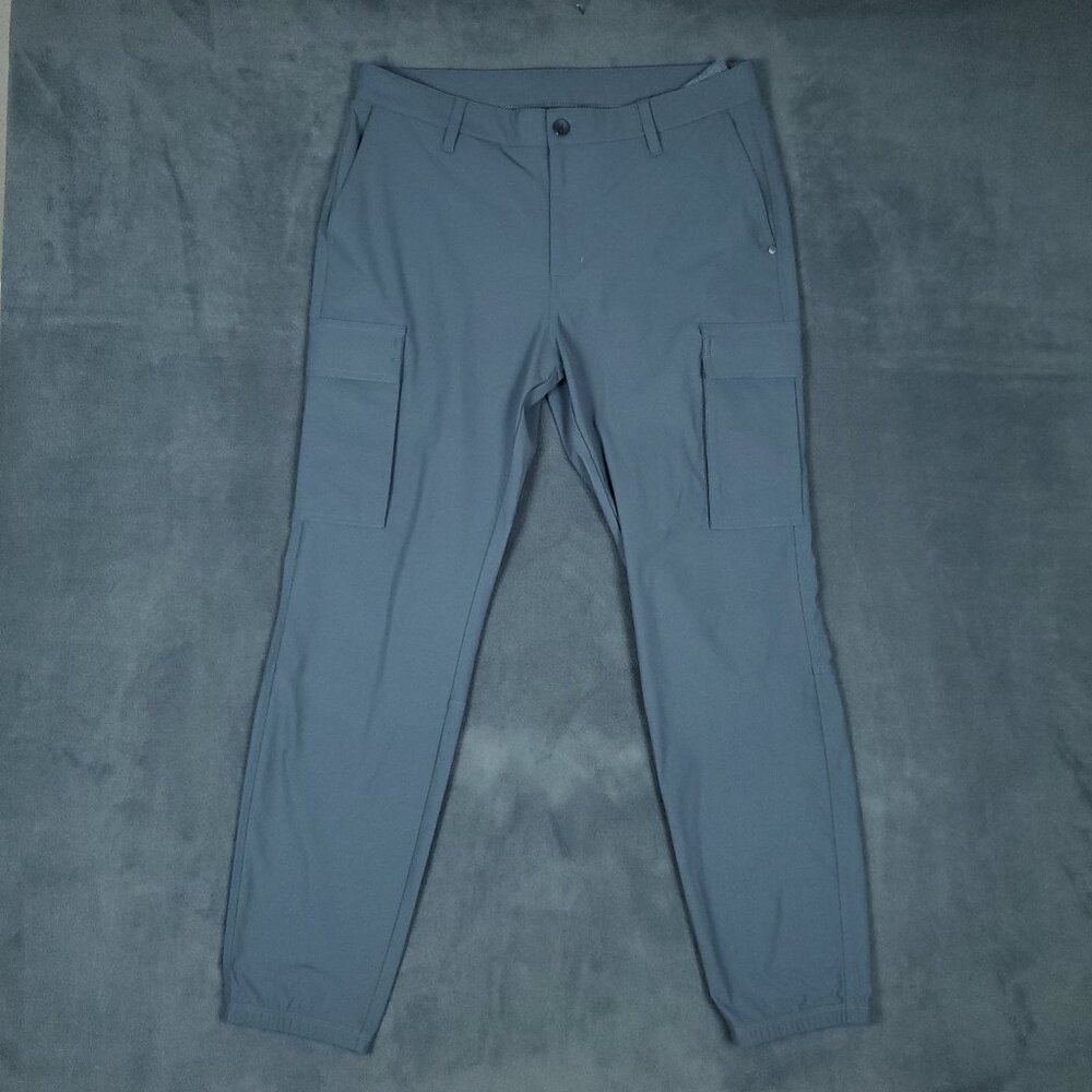 Vuori Men's Gray Meta Cargo Pants Performance Jogger Size 34x30